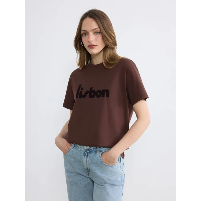 LCW Vision Kahverengi Bisiklet Yaka Lisbon Baskılı Kadın Tişört