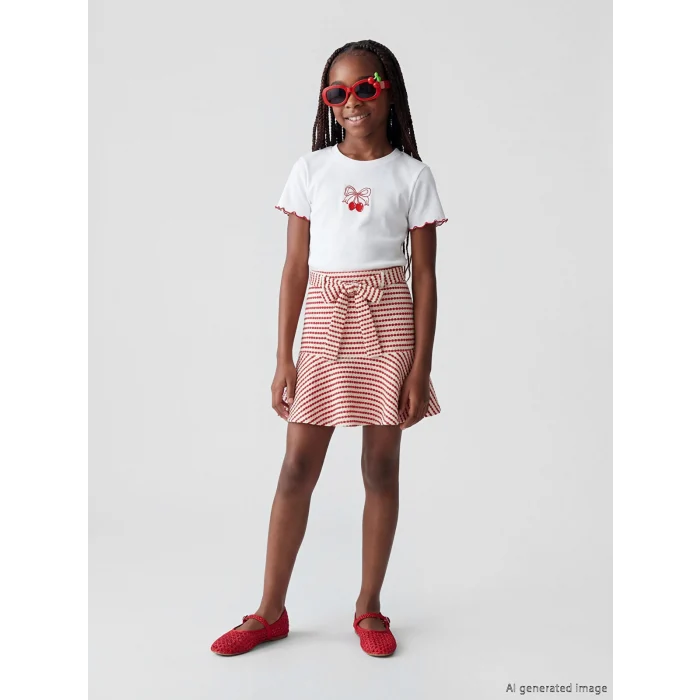 LCW Kids Beyaz Nakışlı Kız Çocuk Fitilli Tişört ve Etek