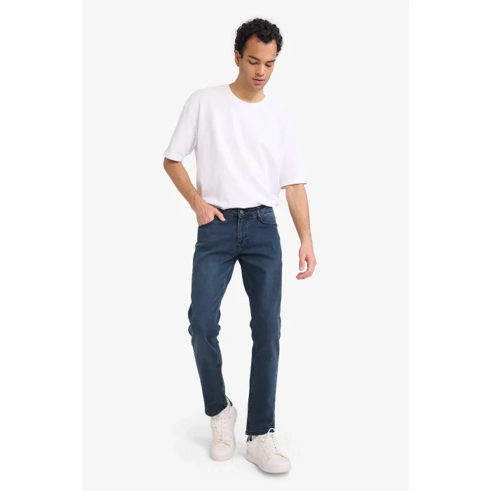 Defacto R8791AZNM83 İndigo Pedro Slim Fit Dar Kalıp Normal Bel Dar Paça Jean Pantolon