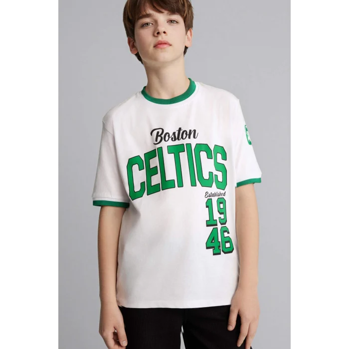 Defacto H2899A8WT34 Beyaz %100 Pamuk NBA Boston Celtıcs New Regular Fıt Bisiklet Yaka Kısa Kollu Tişört Erkek Çocuk