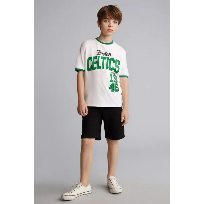 Defacto H2899A8WT34 Beyaz %100 Pamuk NBA Boston Celtıcs New Regular Fıt Bisiklet Yaka Kısa Kollu Tişört Erkek Çocuk