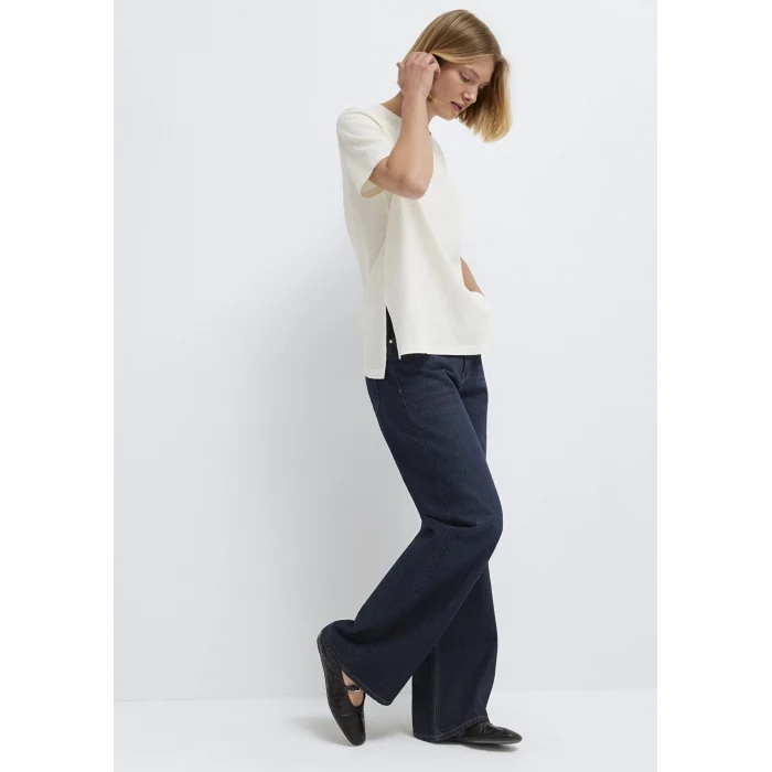 Mavi 1614174-80194 Yırtmaç Detaylı Ekru Tişört