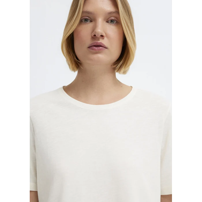 Mavi 1614174-80194 Yırtmaç Detaylı Ekru Tişört