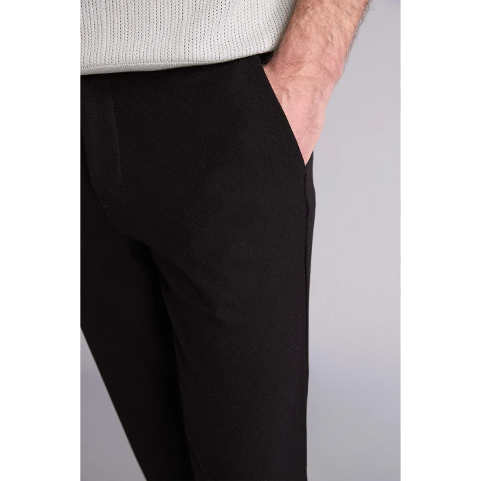 Defacto B8577AXBK27 Siyah Tailored Fit Düz Paça Pantolon