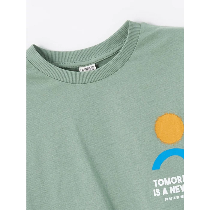 LCW Kids Yeşil Oversize Bisiklet Yaka Erkek Çocuk Tişört