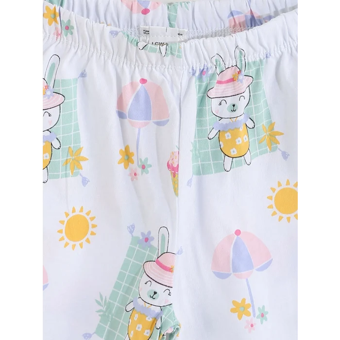 LCW baby Ekru Bisiklet Yaka Baskılı Kız Bebek Şortlu Pijama Takımı