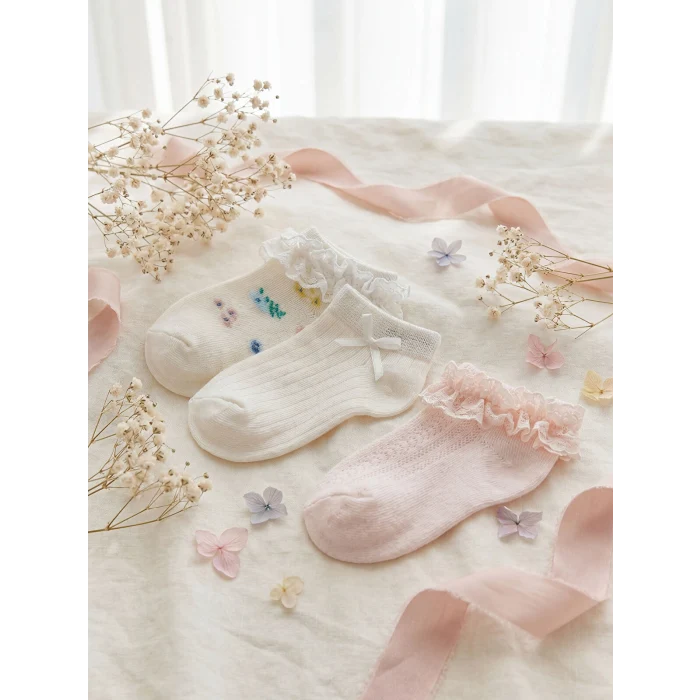 LCW baby Beyaz Desenli Kız Bebek Patik Çorap 3lü