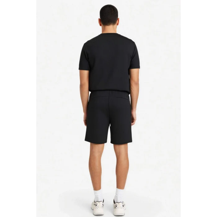 Defacto F8393AXBK27 Siyah Standart Fıt Sporcu Kısa Paça Modal Şort
