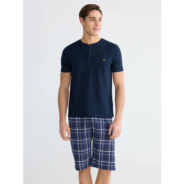 LC WAIKIKI Lacivert Standart Kalıp Erkek Şortlu Pijama Takımı
