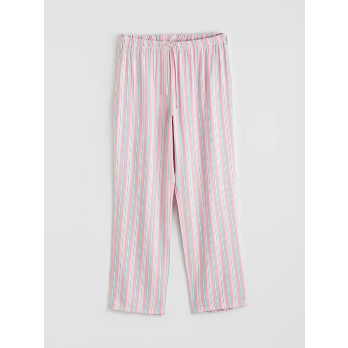 LCW DREAM Karışık Bisiklet Yaka Baskılı Kadın Pijama Takım