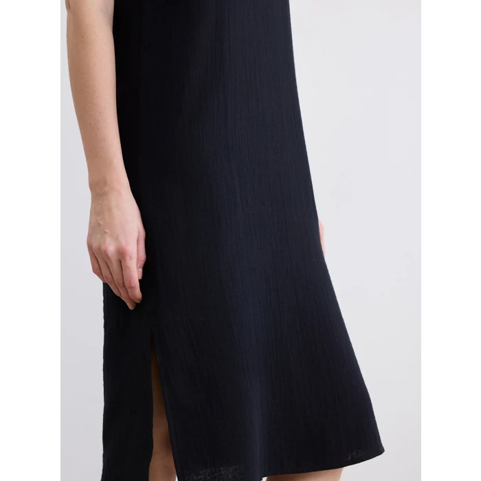 LCW Comfort Siyah Polo Yaka Yırtmaçlı Elbise