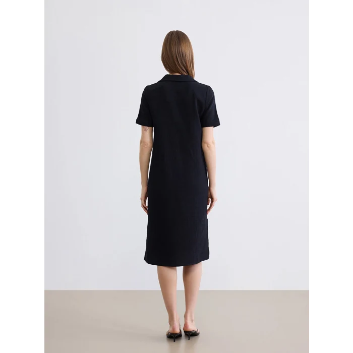 LCW Comfort Siyah Polo Yaka Yırtmaçlı Elbise
