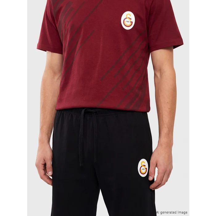 LC WAIKIKI Kırmızı Galatasaray Baskılı Erkek Şortlu Pijama Takımı