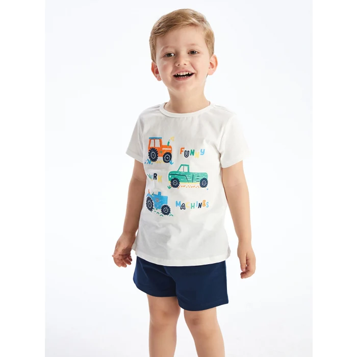 LCW baby Beyaz Bisiklet Yaka Kısa Kollu Baskılı Erkek Bebek Şortlu Pijama Takımı