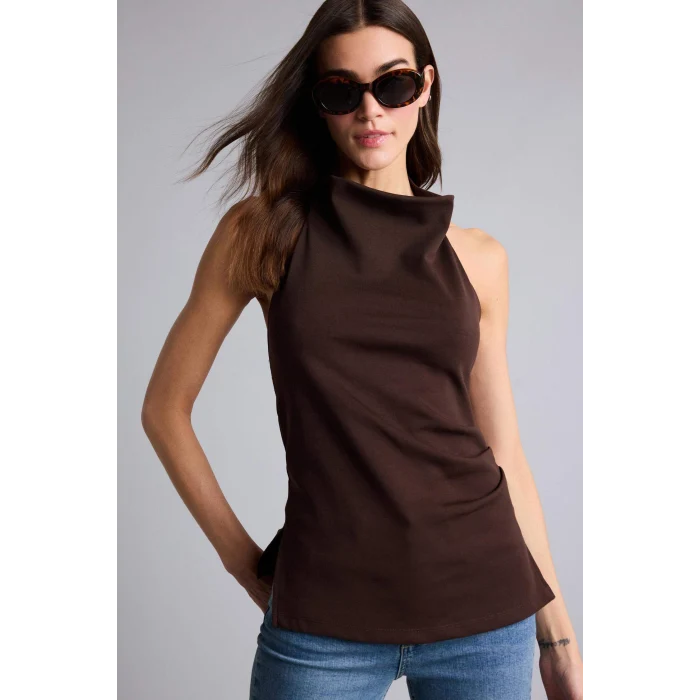 Defacto F8007AXBN267 Kahve Slım Fıt Halter Yaka Bluz