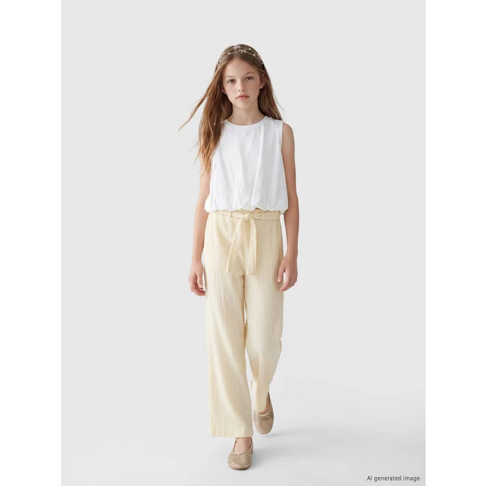 LCW Kids Ekru Geniş Paça Kız Çocuk Dokulu Pantolon