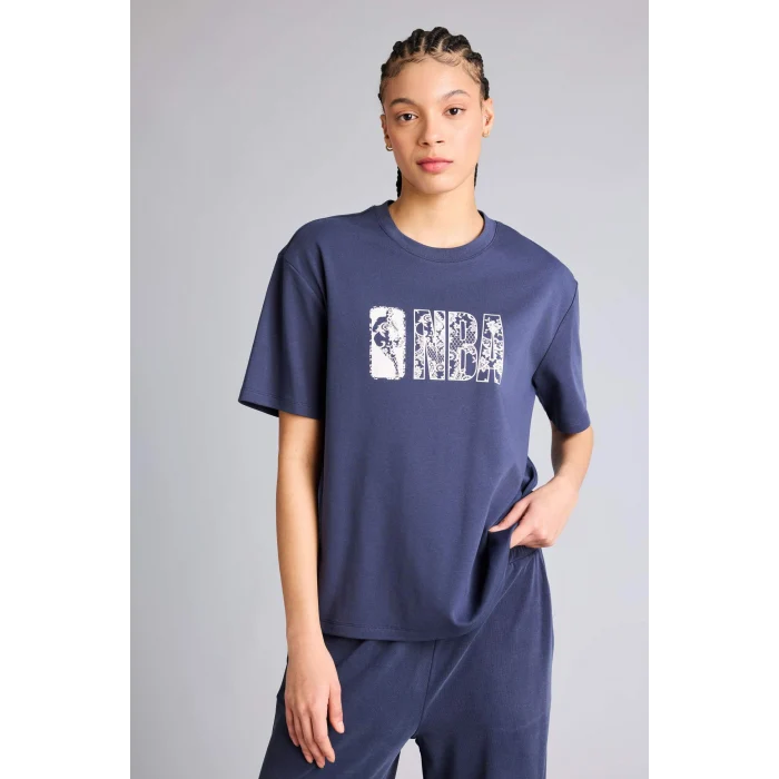 Defacto G9522AXIN275 İndigo NBA Wordmark Relax Fıt Kısa Kollu Tişört