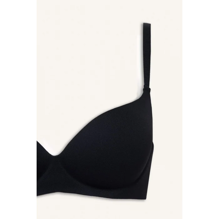 Defacto G9518AXBK81 Siyah Micro Kaplı Yarım Dolgulu Balensiz Tişört Bra