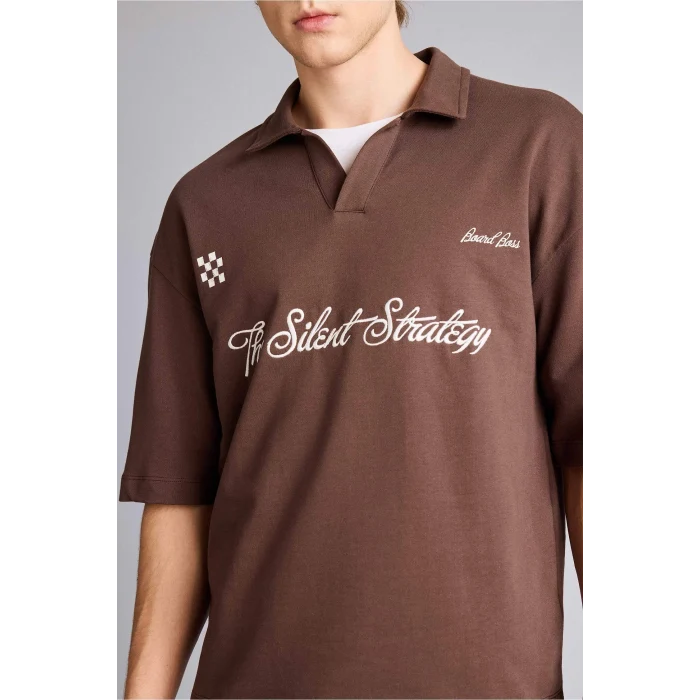 Defacto F8676AXBN151 Kahve Loose Fıt Slogan Baskılı Sweatshirt Kumaşı Polo Yaka Tişört