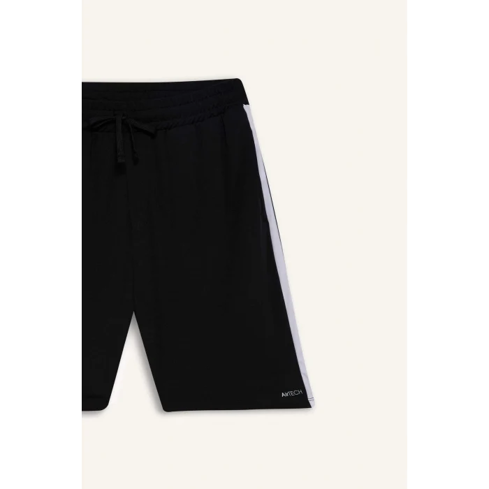 Defacto E7519AXBK81 Siyah Standart Fıt Sporcu Kısa Paça Şort