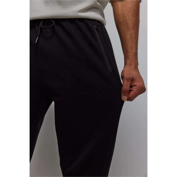 Defacto S3309AZBK81 Siyah Slim Fit Sporcu İnce Jogger Eşofman Altı Dar Kesim Fermuarlı Basic Standart Paça