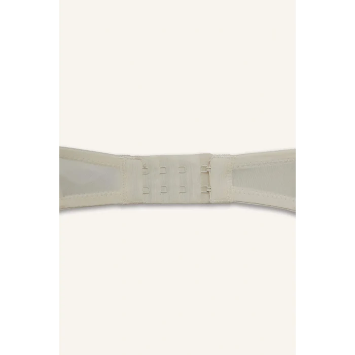 Defacto T8481AZER105 Ekru Micro Kaplı Yarım Dolgulu Balenli Straplez Sütyen