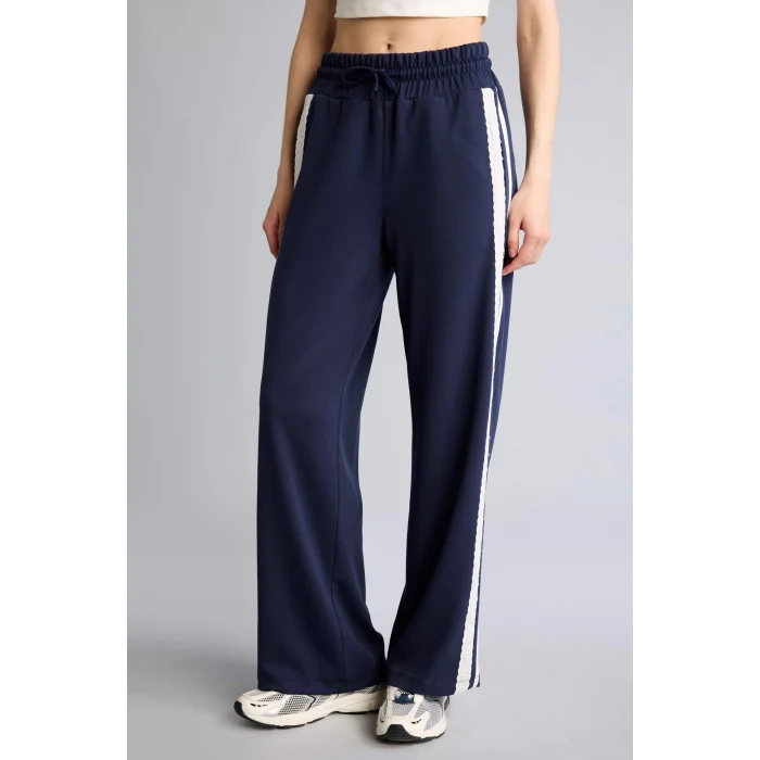Defacto H7722AXIN275 İndigo Straıght Fıt Cepli Standart Paça Standart Boy Skuba Dalgıç Kumaş Pantolon