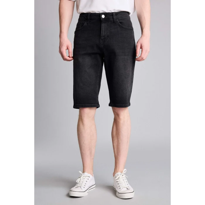Defacto G8662AXNM40 Siyah Regular Fıt Kemerli Bel Jean Bermuda Şort