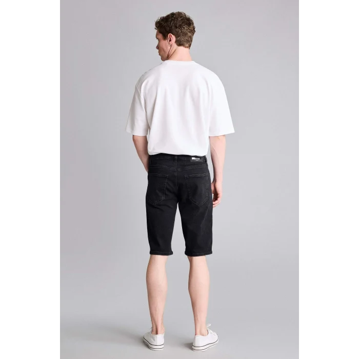 Defacto G8662AXNM40 Siyah Regular Fıt Kemerli Bel Jean Bermuda Şort