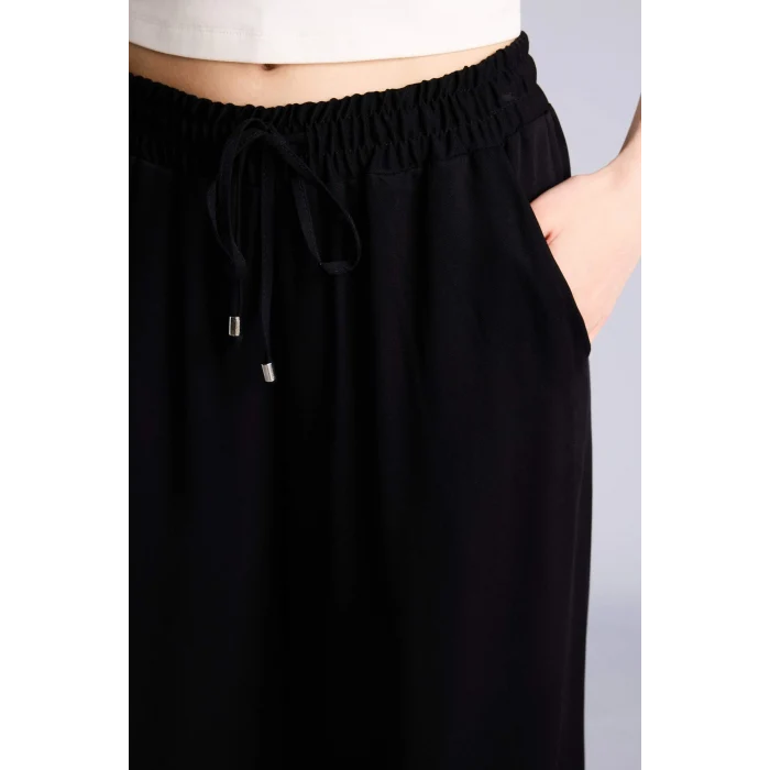 Defacto I6798AZBK81 Siyah Yüksek Bel Crop Fit Belmando Kapri