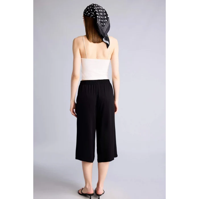 Defacto I6798AZBK81 Siyah Yüksek Bel Crop Fit Belmando Kapri