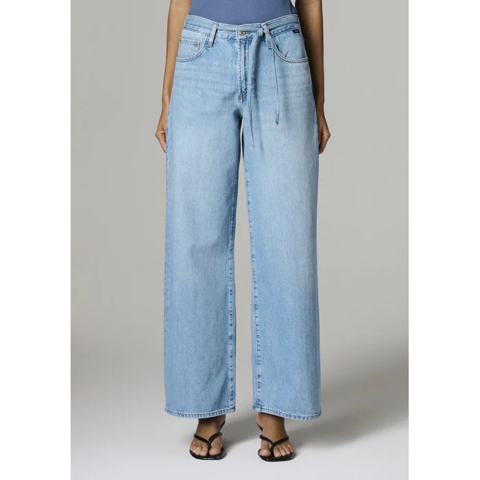 Mavi 1012626-A4176 Wendy Classic Denim Açık Mavi Jean Pantolon