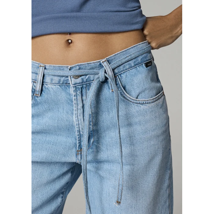Mavi 1012626-A4176 Wendy Classic Denim Açık Mavi Jean Pantolon