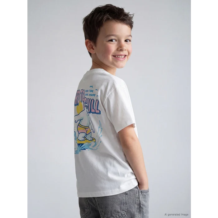 LCW Kids Beyaz Bisiklet Yaka Baskılı Erkek Çocuk Tişört