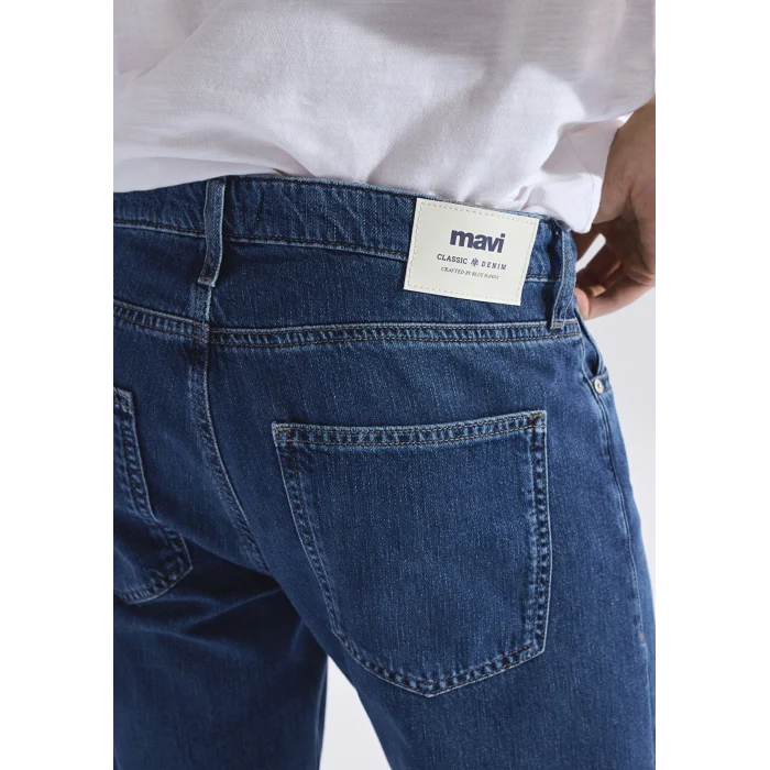 Mavi 00202A3987 Hunter Classic Denim Koyu Mavi Jean Pantolon