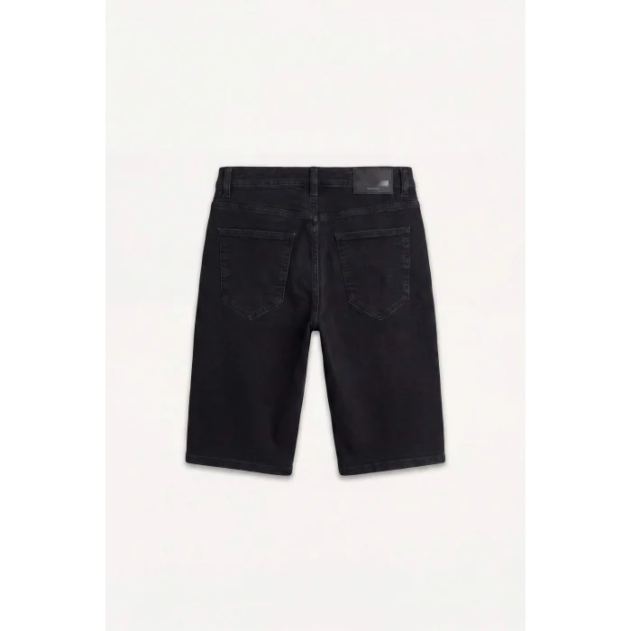 Defacto G8662AXNM40 Siyah Regular Fıt Kemerli Bel Jean Bermuda Şort