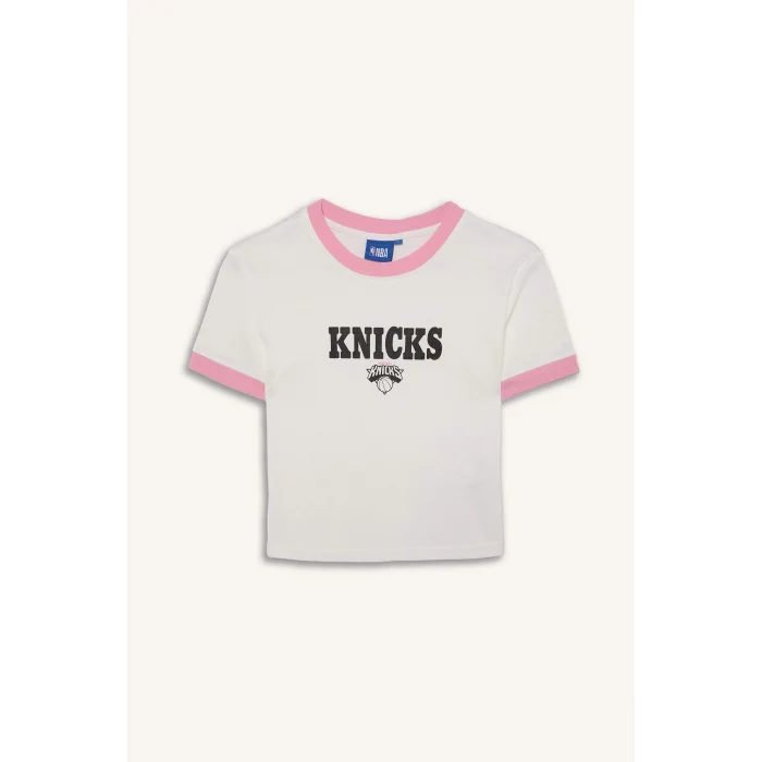 Defacto H9406AXER105 Ekru NBA New York Knıcks Lisanslı Slım Fıt Bisiklet Yaka Sporcu Ribana Kısa Kollu Ekru Tişört