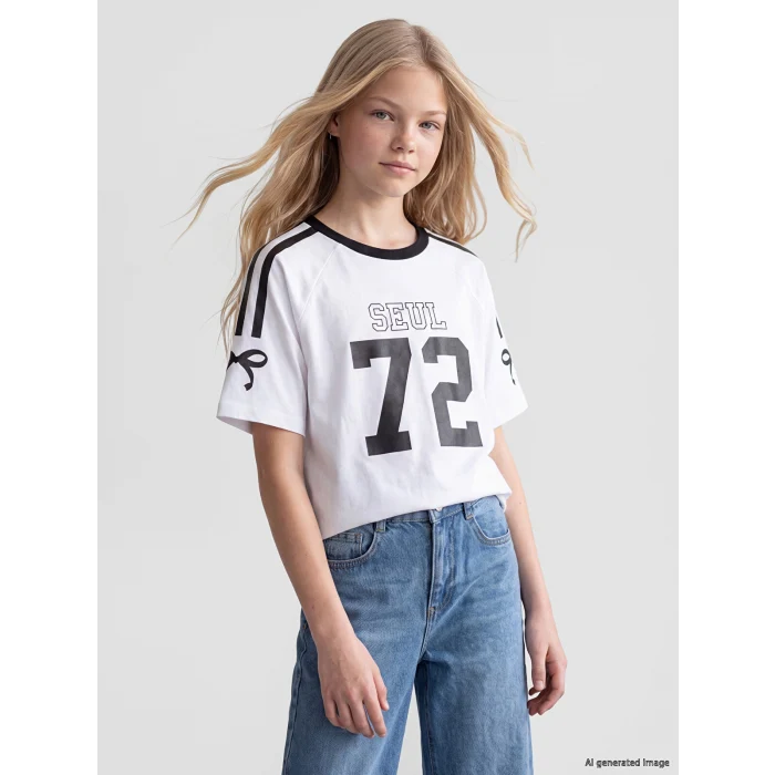 LCW Kids Beyaz Fiyonklu Seul Baskılı Kız Çocuk Tişört