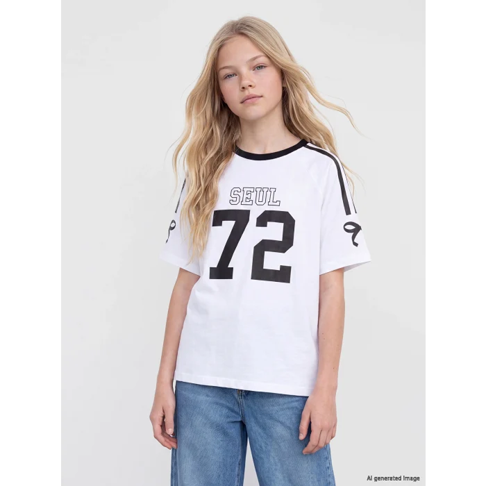 LCW Kids Beyaz Fiyonklu Seul Baskılı Kız Çocuk Tişört