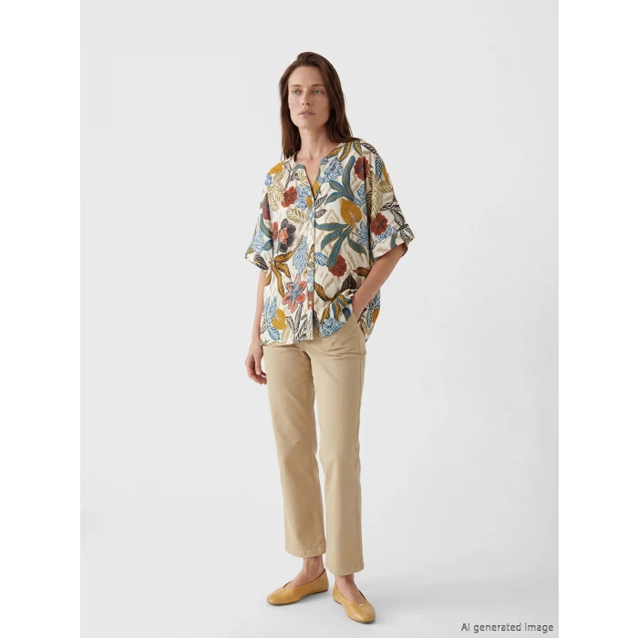 LCW Grace Karışık Kaçık Yaka Çiçekli Oversize Bluz