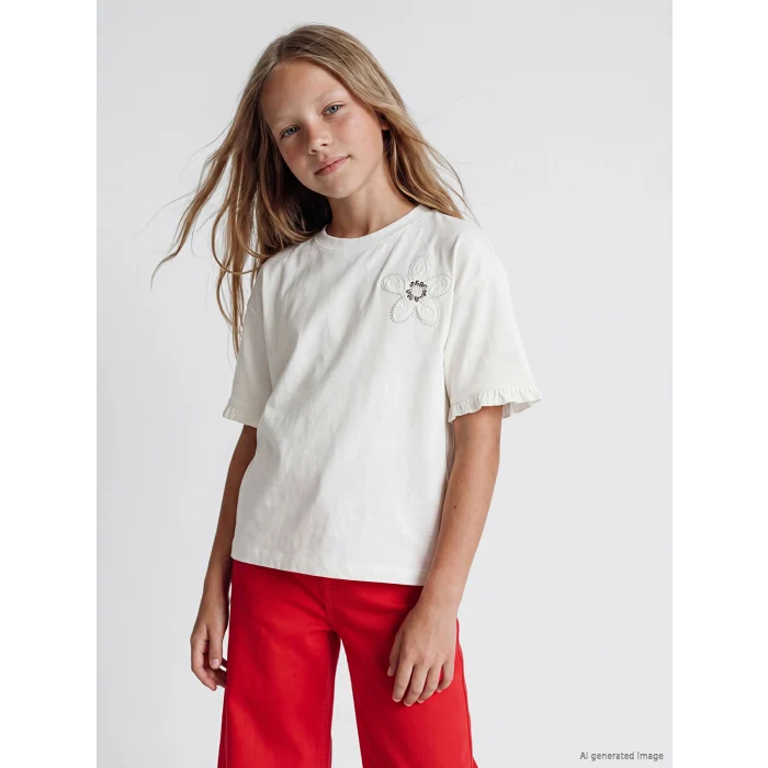 LCW Kids Ekru Bisiklet Yaka Boncuklu Kız Çocuk Tişört