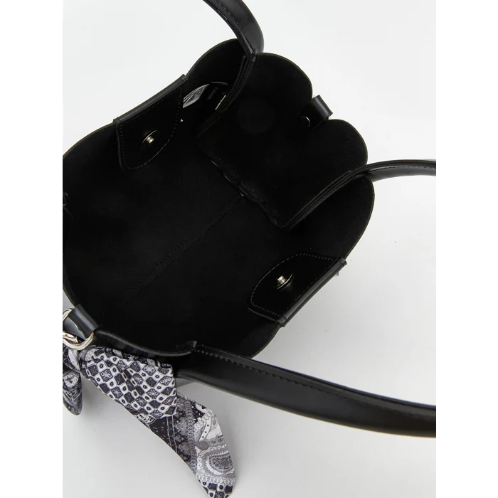 LCW ACCESSORIES Siyah Fular Aksesuarlı Deri Görünümlü Kadın Omuz Çantası