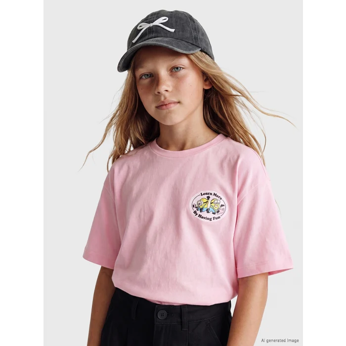 LCW Kids Pembe Bisiklet Yaka Minions Baskılı Kız Çocuk Tişört
