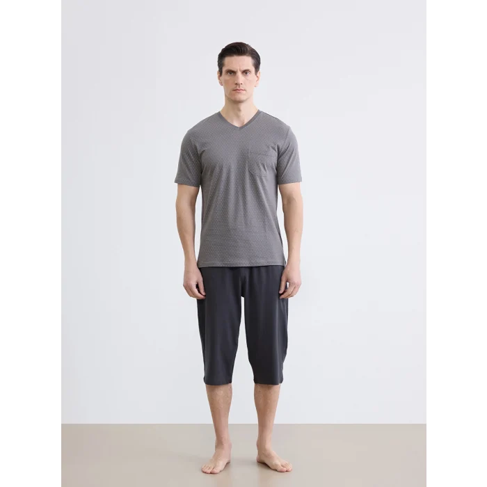 LC WAIKIKI Gri V Yaka Baskılı Erkek Şortlu Pijama Takımı