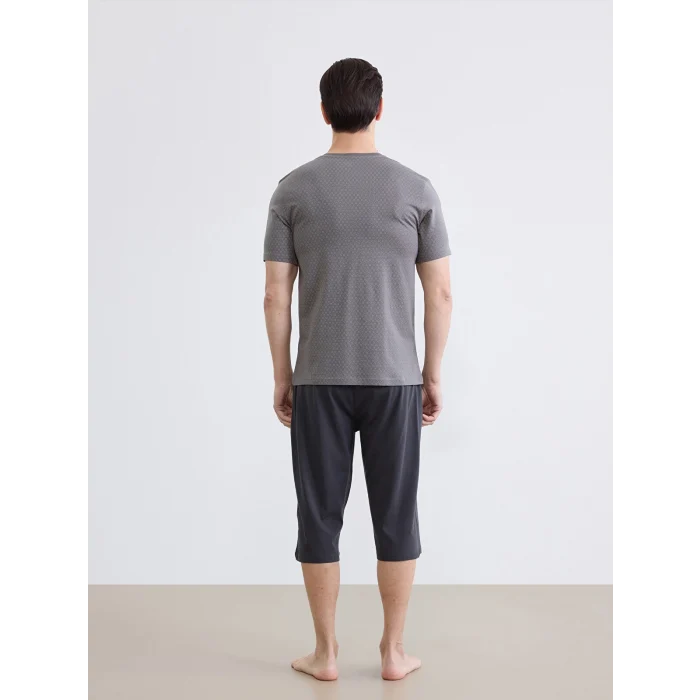 LC WAIKIKI Gri V Yaka Baskılı Erkek Şortlu Pijama Takımı