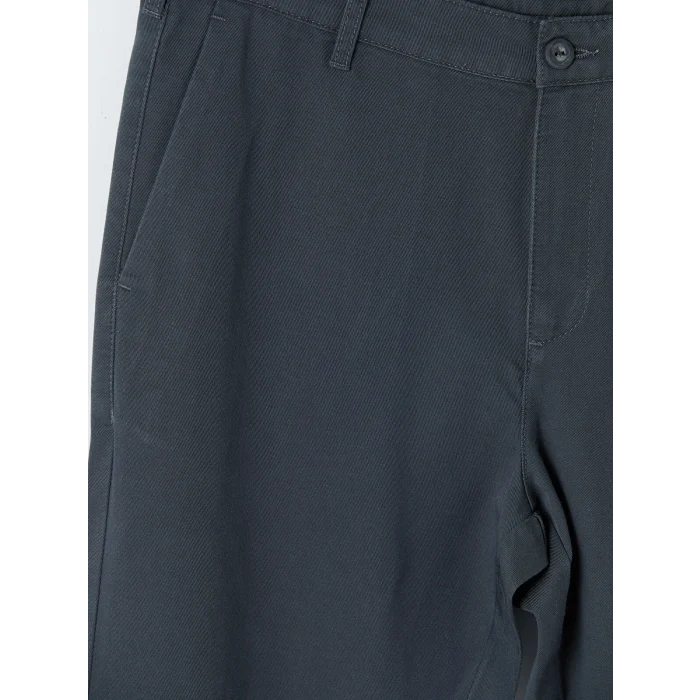 LCWAIKIKI Classic Antrasit Regular Fit Erkek Chino Pantolon