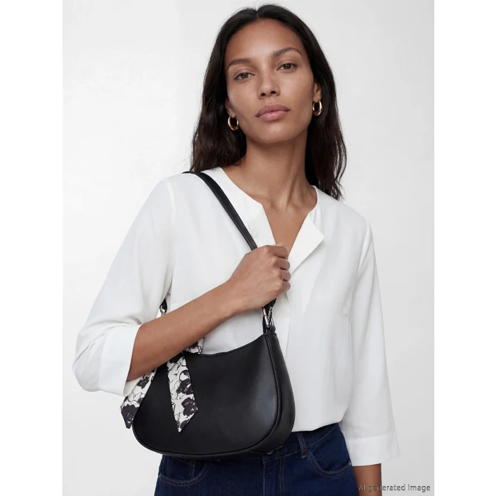LCW ACCESSORIES Siyah Fular Aksesuarlı Kadın Omuz Çantası