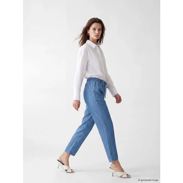 LCW Modest İndigo Beli Lastikli Mom Fit Kadın Jean Pantolon