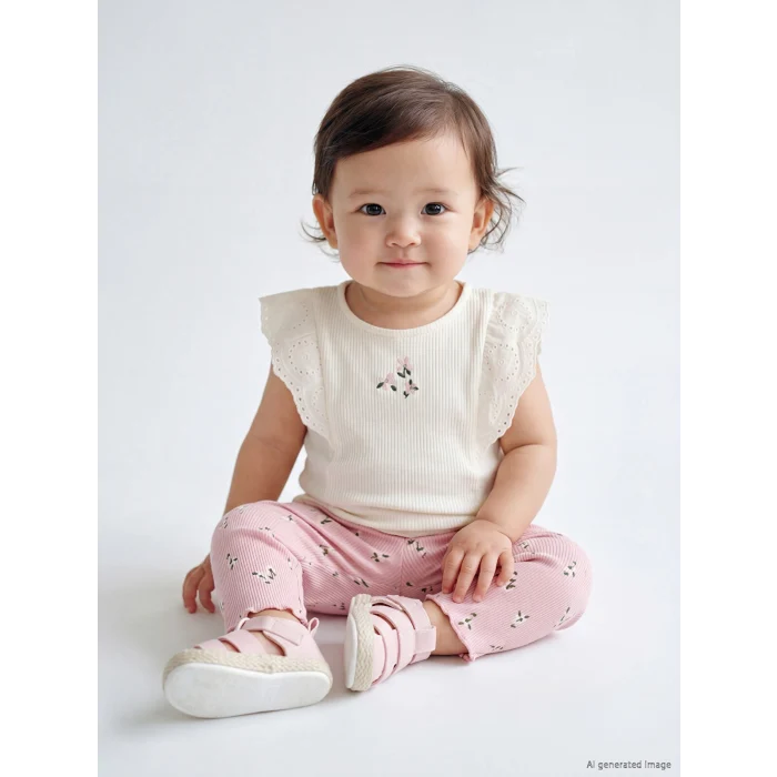LCW baby Ekru Çiçek Desenli Kız Bebek Taytlı Takım