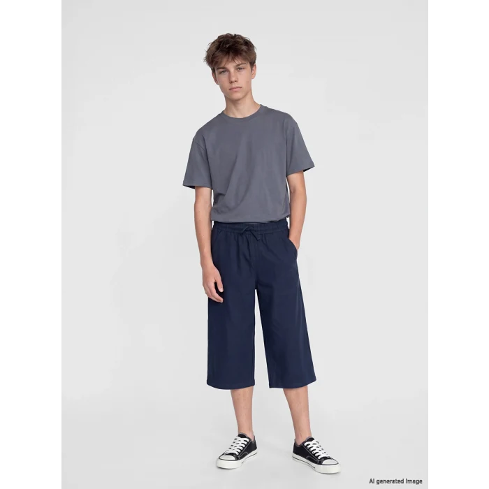 LCW Kids Lacivert Beli Lastikli Basic Erkek Çocuk Şort